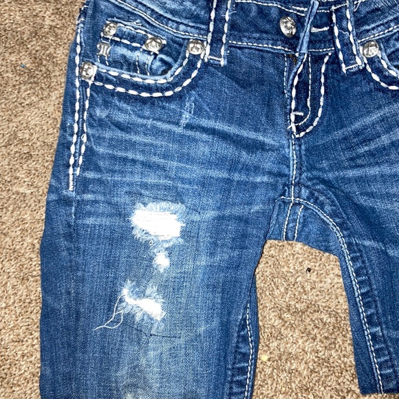 Miss Me Capris - Picture 4 of 4